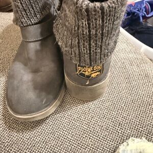 Rocket Dog Gray Ankle Boots